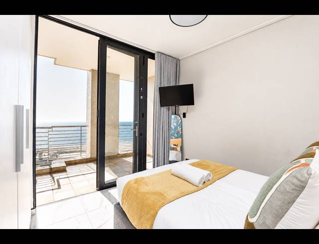 3 BEDROOM APARTMENT FOR SALE IN POINT WATERFRONT